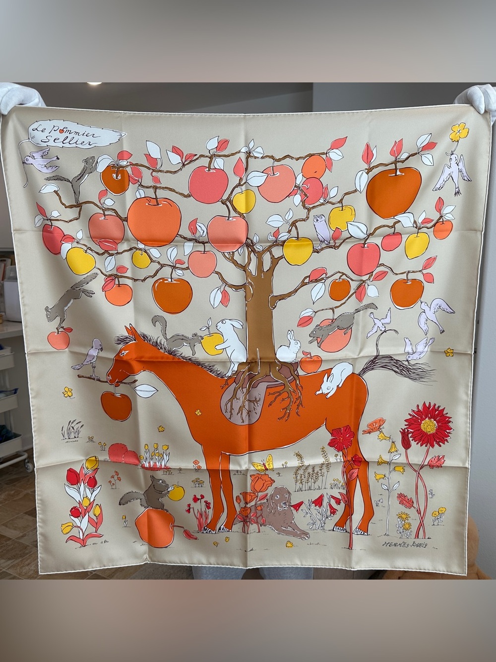 Hermes Le Pommier Sellier scarf 90